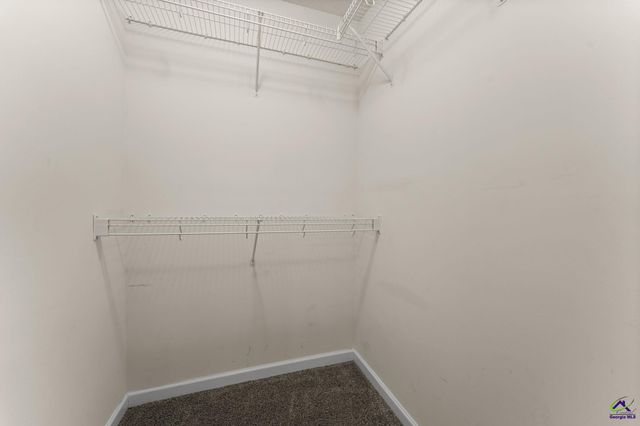 200 crestwood Circle, Centerville, GA 31028