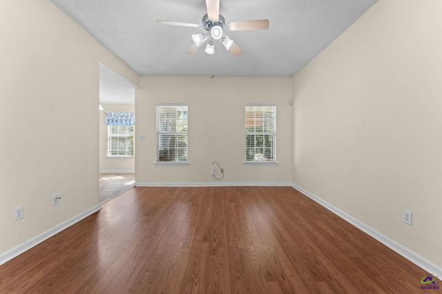 200 crestwood Circle, Centerville, GA 31028