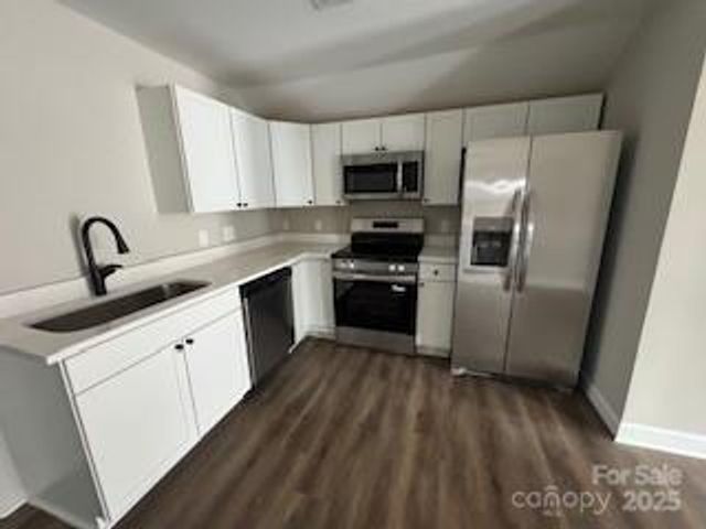 332 Arlington Circle NW, Lenoir, NC 28645