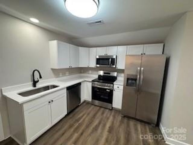 332 Arlington Circle NW, Lenoir, NC 28645