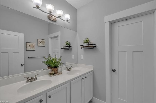 2052 Burson DR, Chesapeake, VA 23323