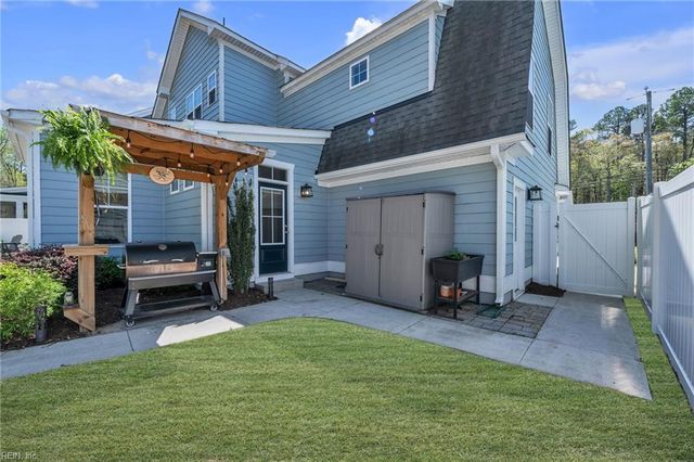 2052 Burson DR, Chesapeake, VA 23323