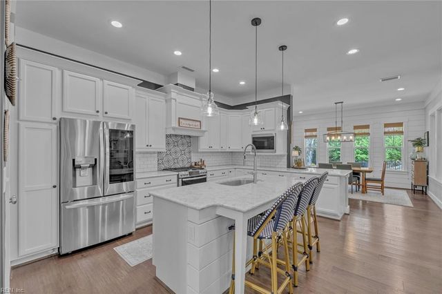 2052 Burson DR, Chesapeake, VA 23323