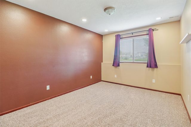 2105 6th Avenue SW, Altoona, IA 50009