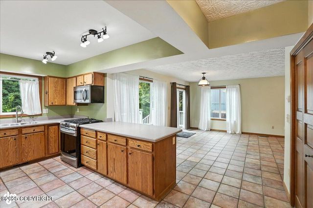 3040 Chesapeake Circle, Anchorage, AK 99516