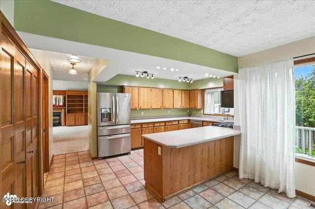 3040 Chesapeake Circle, Anchorage, AK 99516