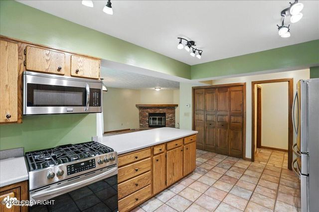 3040 Chesapeake Circle, Anchorage, AK 99516