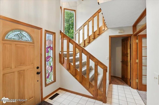 3040 Chesapeake Circle, Anchorage, AK 99516