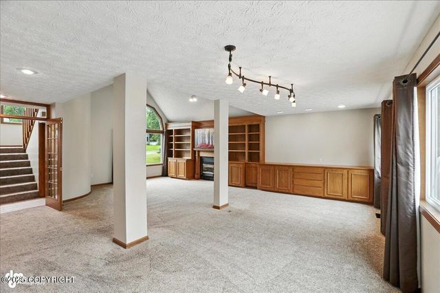 3040 Chesapeake Circle, Anchorage, AK 99516