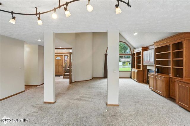 3040 Chesapeake Circle, Anchorage, AK 99516