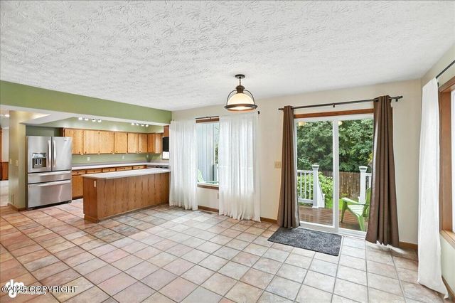 3040 Chesapeake Circle, Anchorage, AK 99516