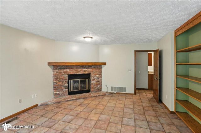 3040 Chesapeake Circle, Anchorage, AK 99516