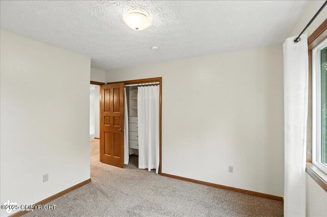 3040 Chesapeake Circle, Anchorage, AK 99516