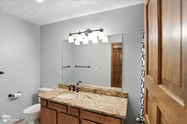 3040 Chesapeake Circle, Anchorage, AK 99516