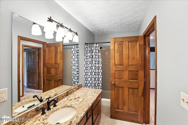 3040 Chesapeake Circle, Anchorage, AK 99516