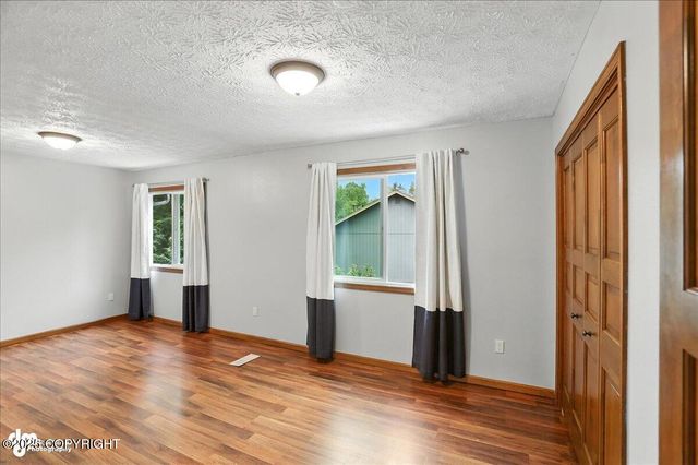 3040 Chesapeake Circle, Anchorage, AK 99516