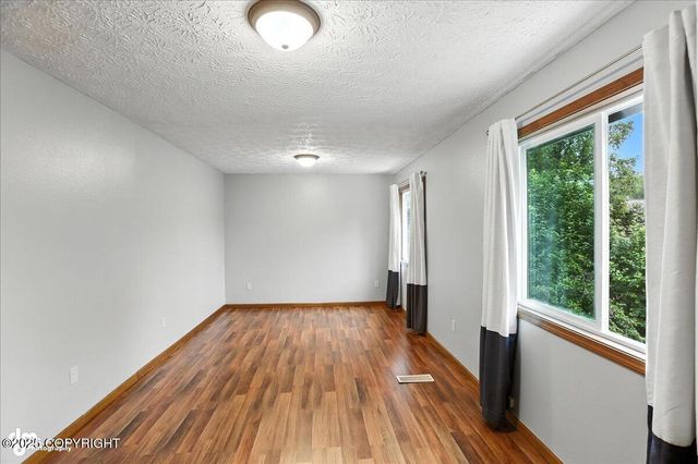 3040 Chesapeake Circle, Anchorage, AK 99516