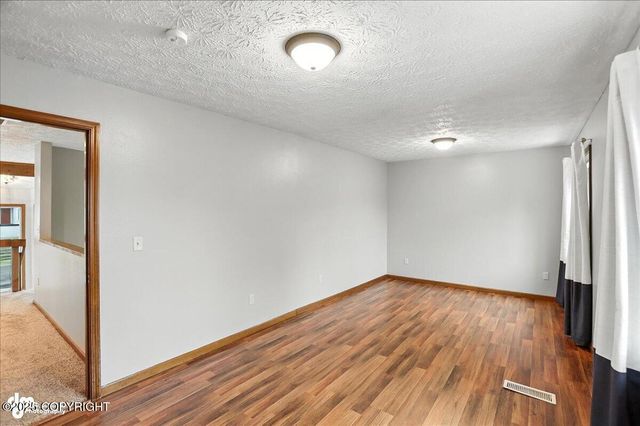 3040 Chesapeake Circle, Anchorage, AK 99516