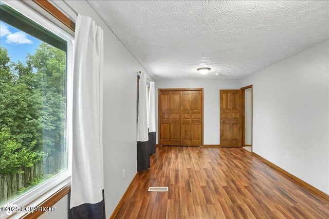 3040 Chesapeake Circle, Anchorage, AK 99516