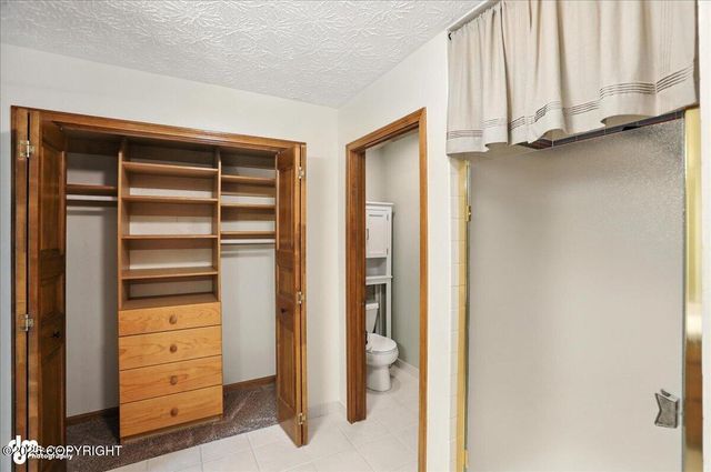 3040 Chesapeake Circle, Anchorage, AK 99516