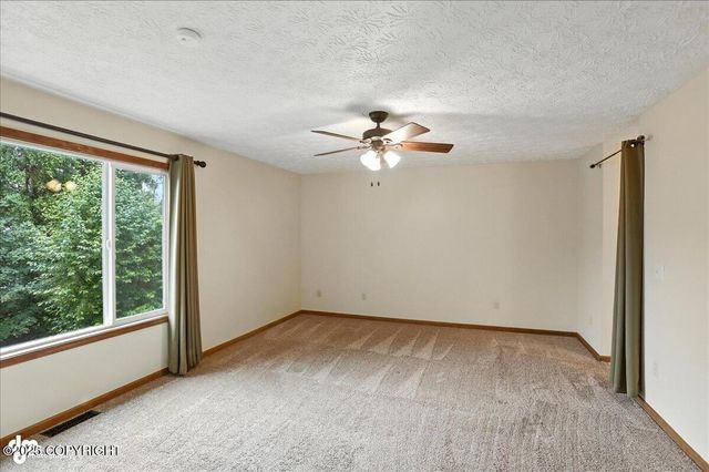 3040 Chesapeake Circle, Anchorage, AK 99516