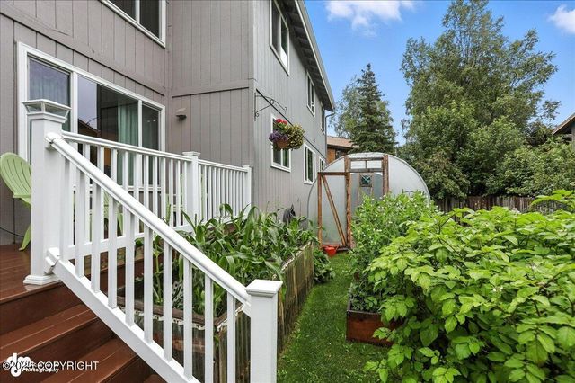 3040 Chesapeake Circle, Anchorage, AK 99516