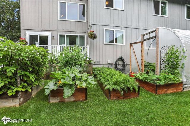 3040 Chesapeake Circle, Anchorage, AK 99516