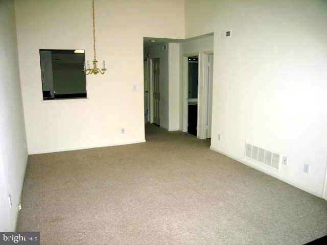 18010 BEACON HILL DR, Southampton, PA 18966