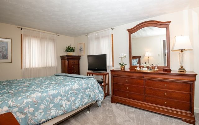 6 Janice Lane, Stoneham, MA 02180