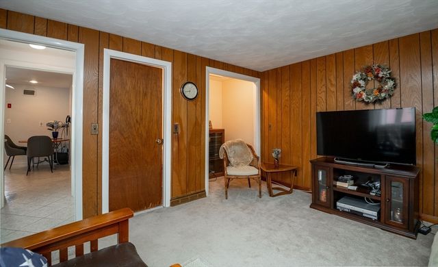 6 Janice Lane, Stoneham, MA 02180