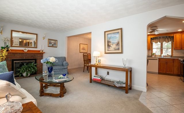 6 Janice Lane, Stoneham, MA 02180