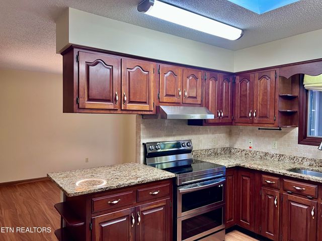 214 Snead Drive, Crossville, TN 38558