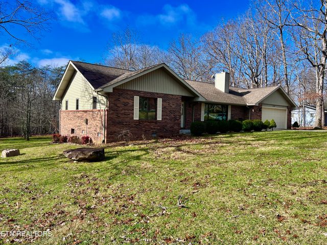214 Snead Drive, Crossville, TN 38558