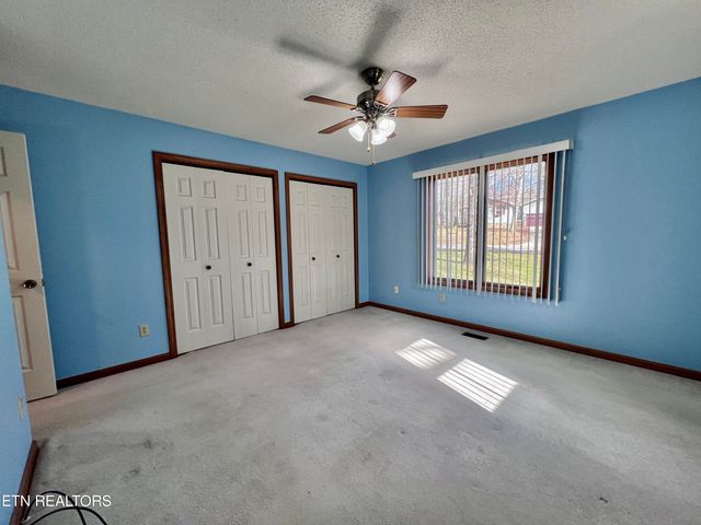 214 Snead Drive, Crossville, TN 38558