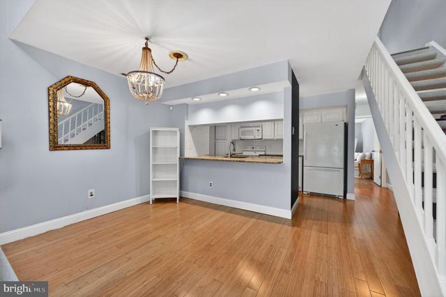 405 PARK PL, Cherry Hill, NJ 08002