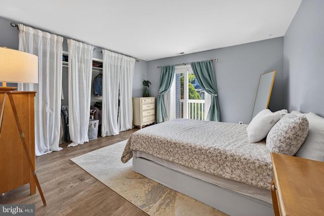 405 PARK PL, Cherry Hill, NJ 08002