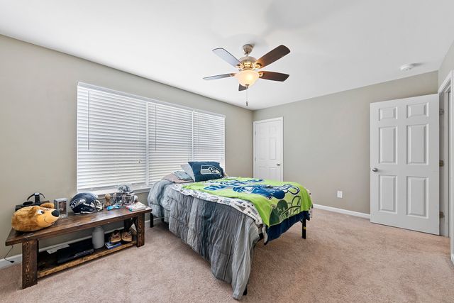 216 Jocelyn Dr, Cottontown, TN 37048