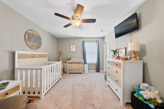 216 Jocelyn Dr, Cottontown, TN 37048