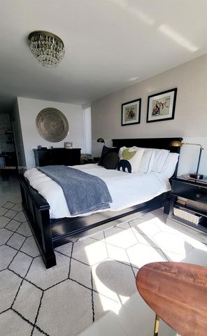 250 Galen Dr 43, Key Biscayne, FL 33149