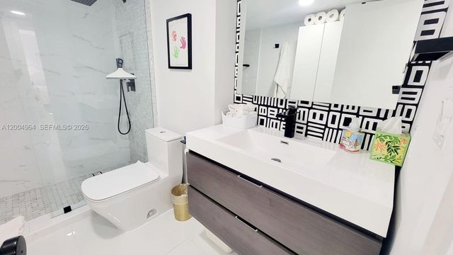 250 Galen Dr 43, Key Biscayne, FL 33149