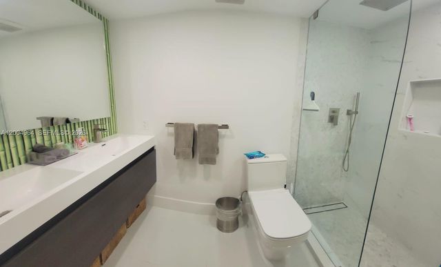 250 Galen Dr 43, Key Biscayne, FL 33149