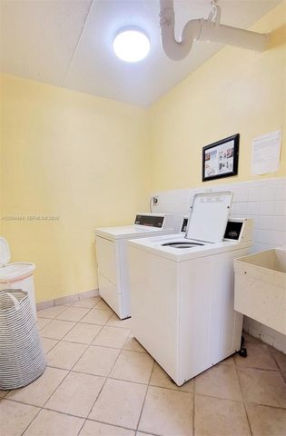 250 Galen Dr 43, Key Biscayne, FL 33149