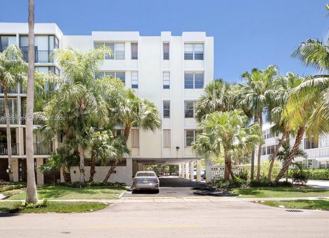 250 Galen Dr 43, Key Biscayne, FL 33149