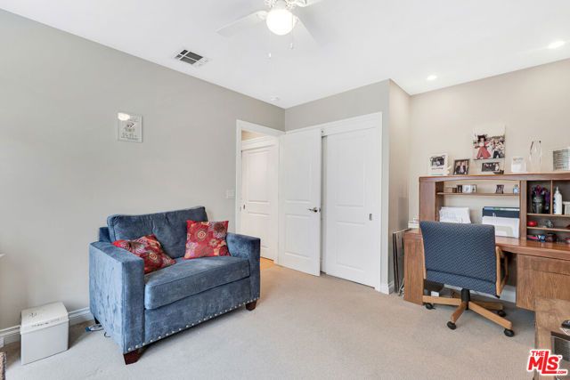 3733 Willowcrest Avenue, Studio City (los Angeles), CA 91604