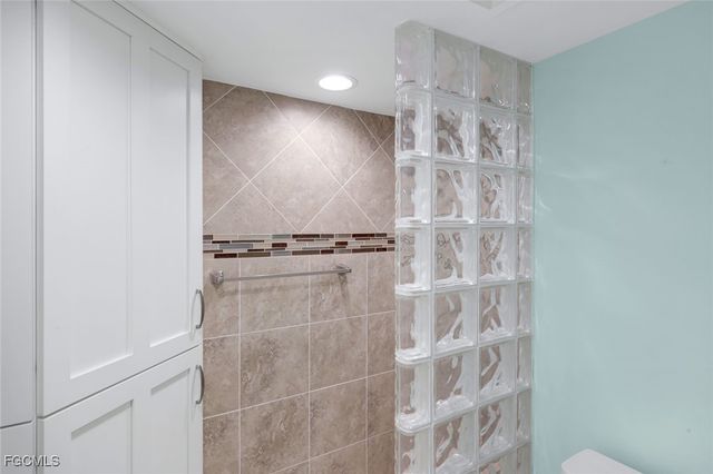 2777 W Gulf DR 309, Sanibel, FL 33957