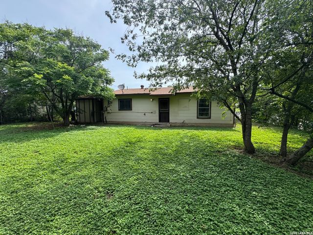 503 YELLOW WOOD DR, San Antonio, TX 78219