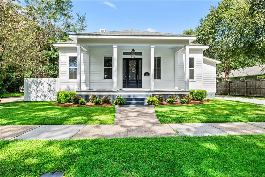 201 Grand Boulevard, Mobile, AL 36607 — exterior