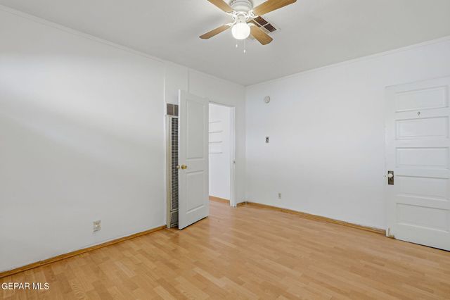 2327 E Yandell Drive, El Paso, TX 79903