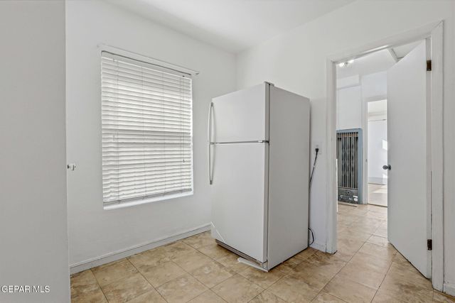 2327 E Yandell Drive, El Paso, TX 79903