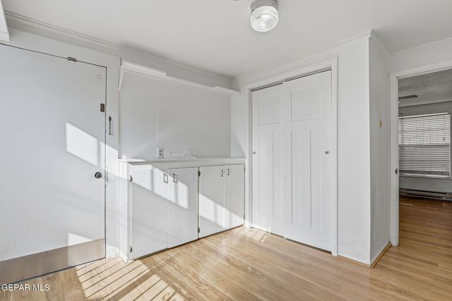 2327 E Yandell Drive, El Paso, TX 79903